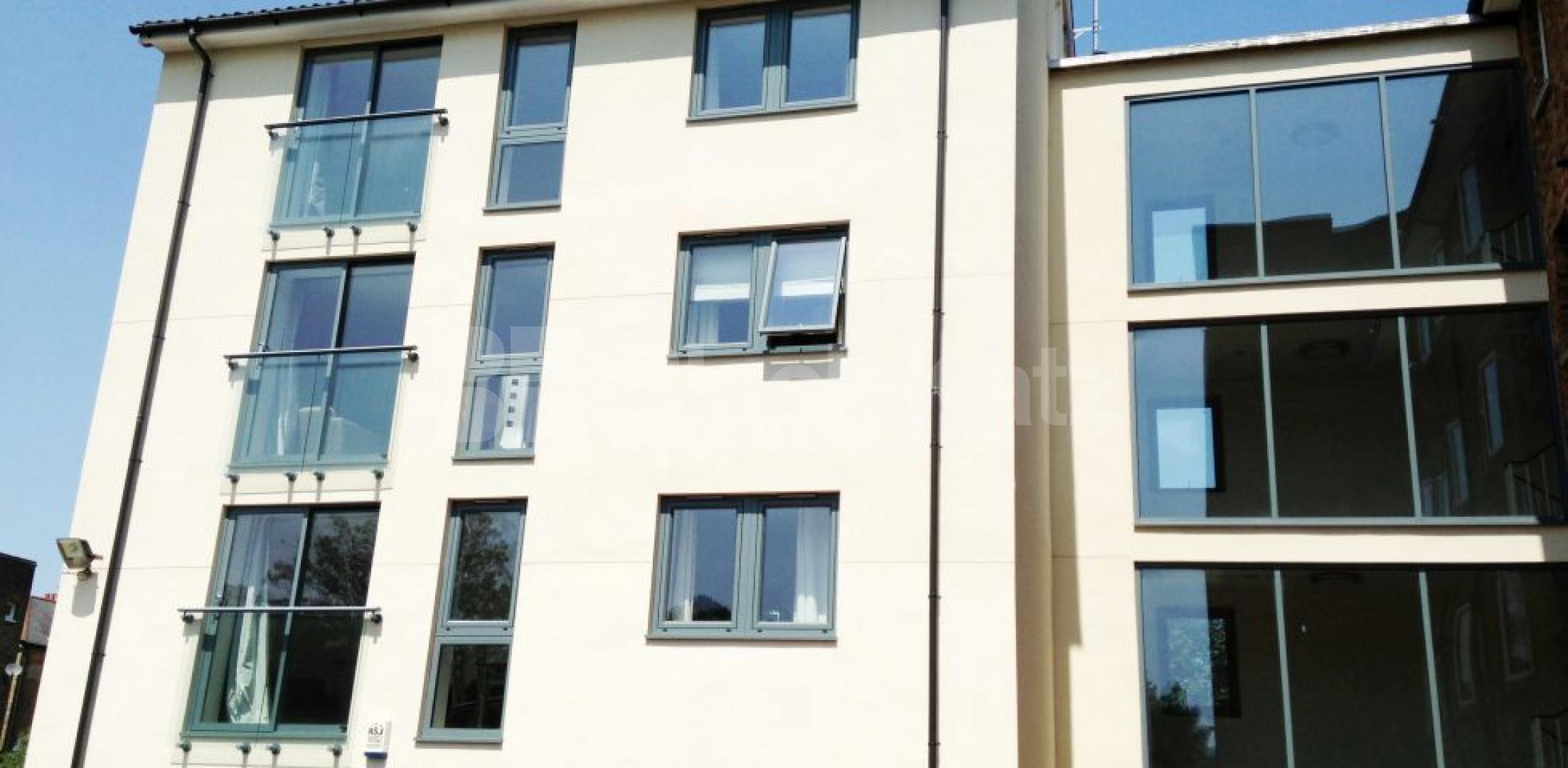 			NEW INSTRUCTION , 2 Bedroom, 1 bath, 1 reception Apartment			 Brixton Road, Oval